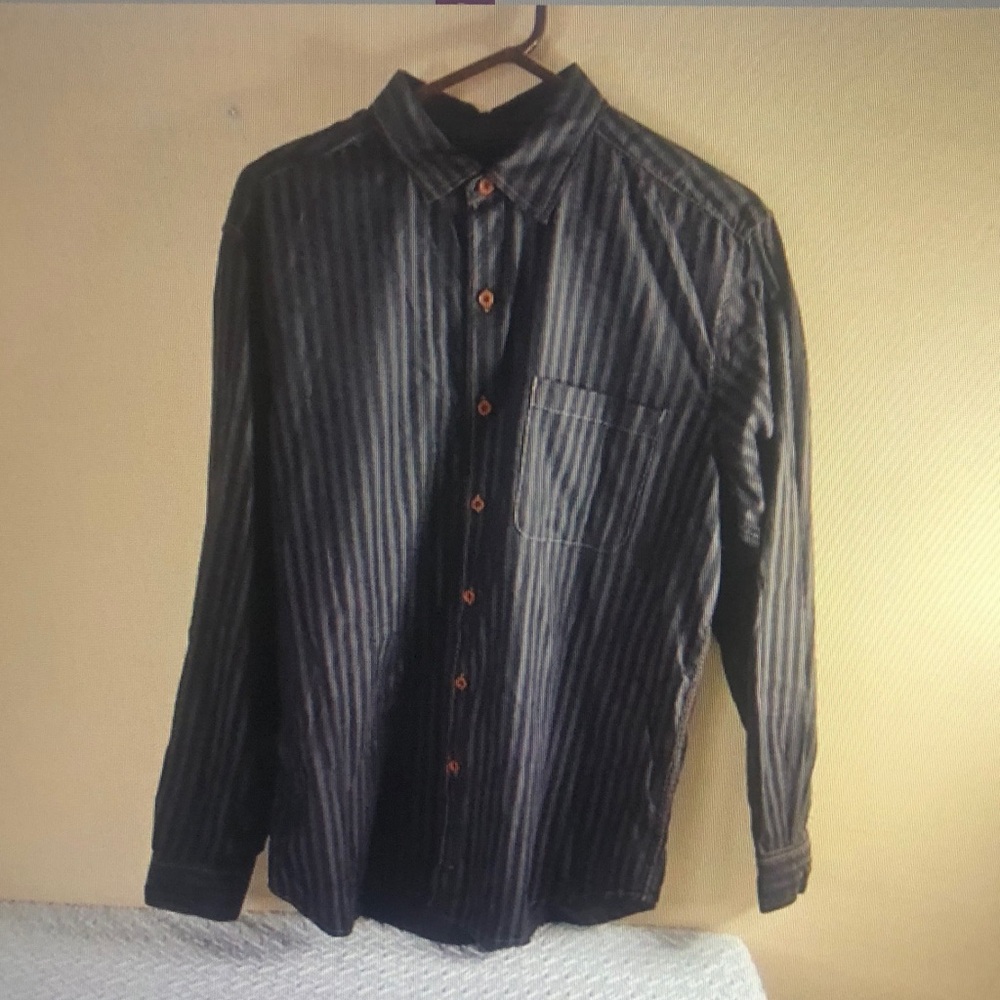 Men's Black Striped Shirt